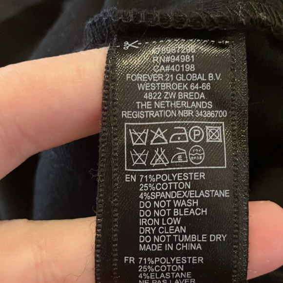 Forever 21 Black Dress Size Small - Picture 8 of 8